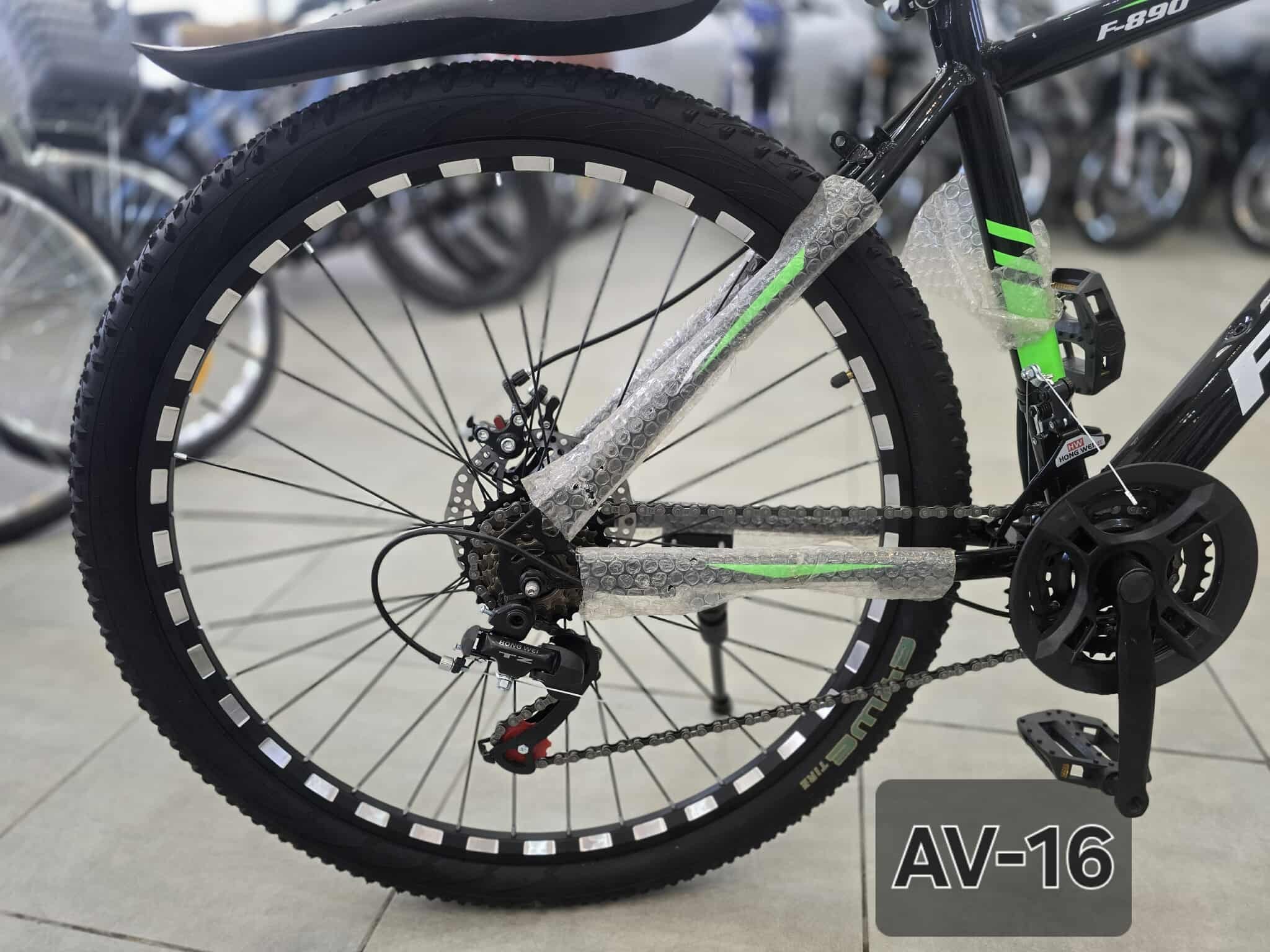 Vue 1 - Vélos AV-16