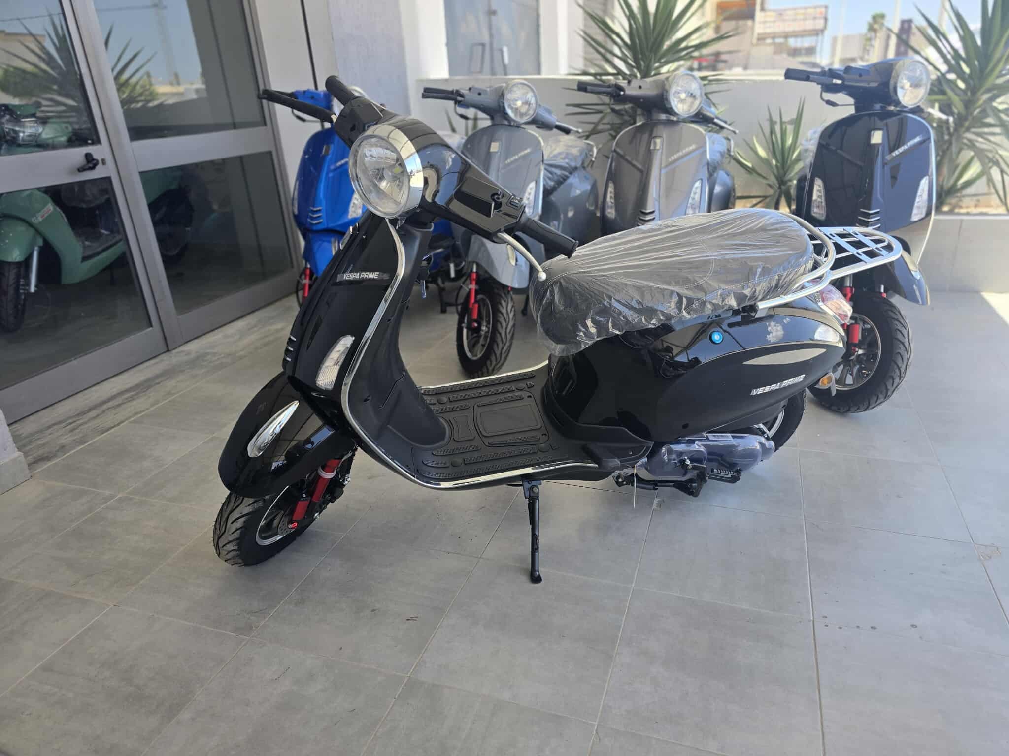 Vue 2 - Vespa Prime Diamond 49 cc