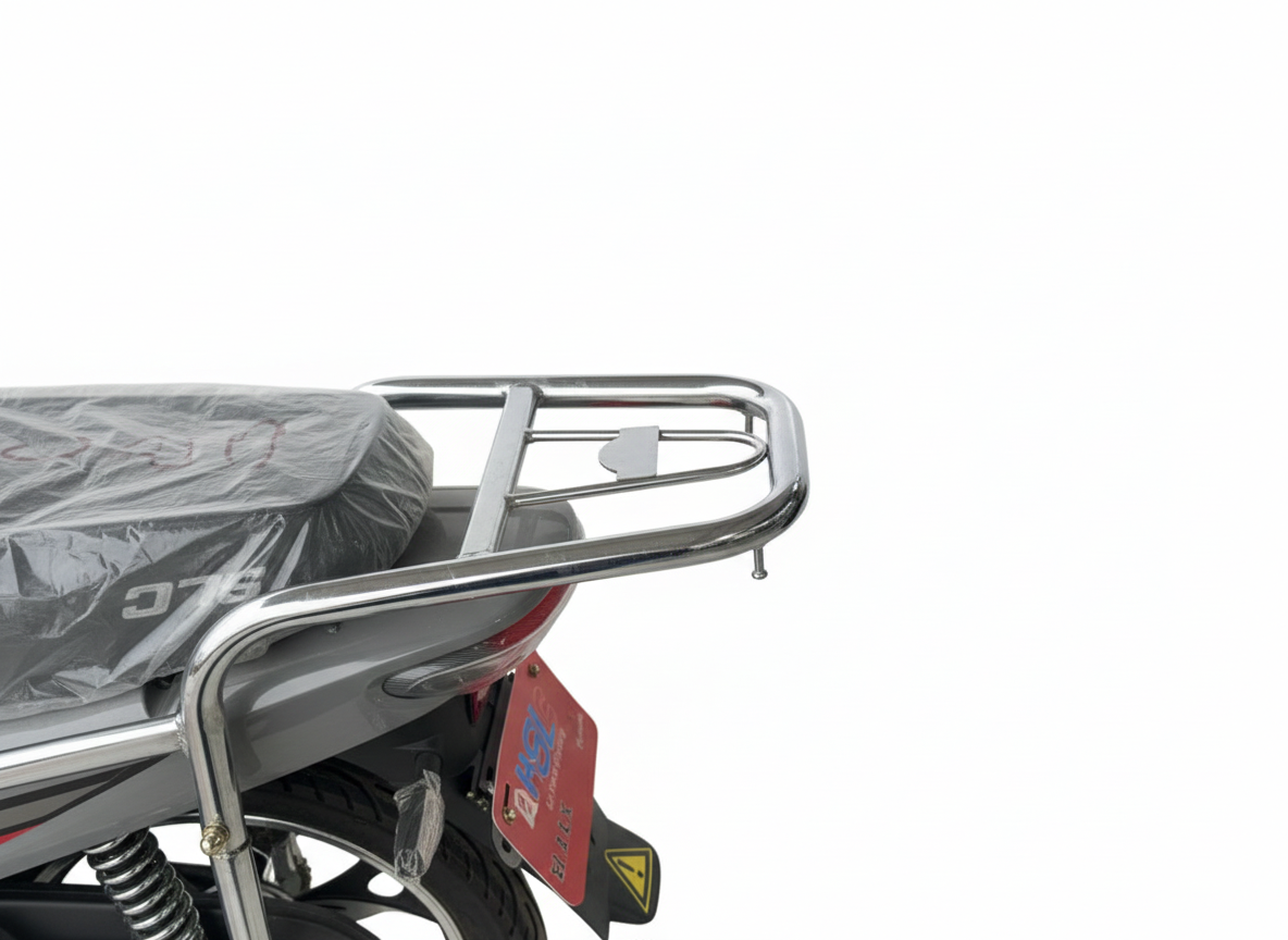 Vue 2 - Forza Slc Dmax 125 frein a Pied